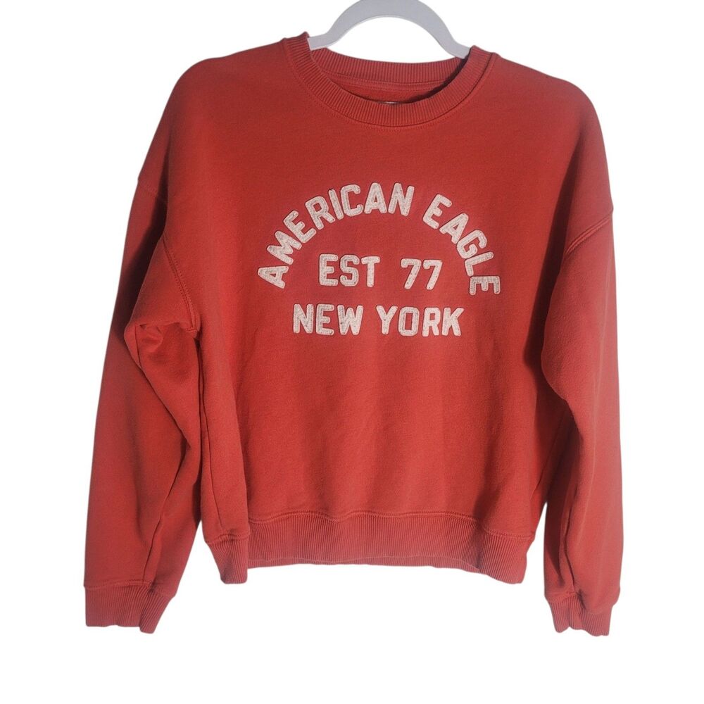 American Eagle Crew Neck Sweatshirt Women's XS Coral White Spell Out Y2K Style‎